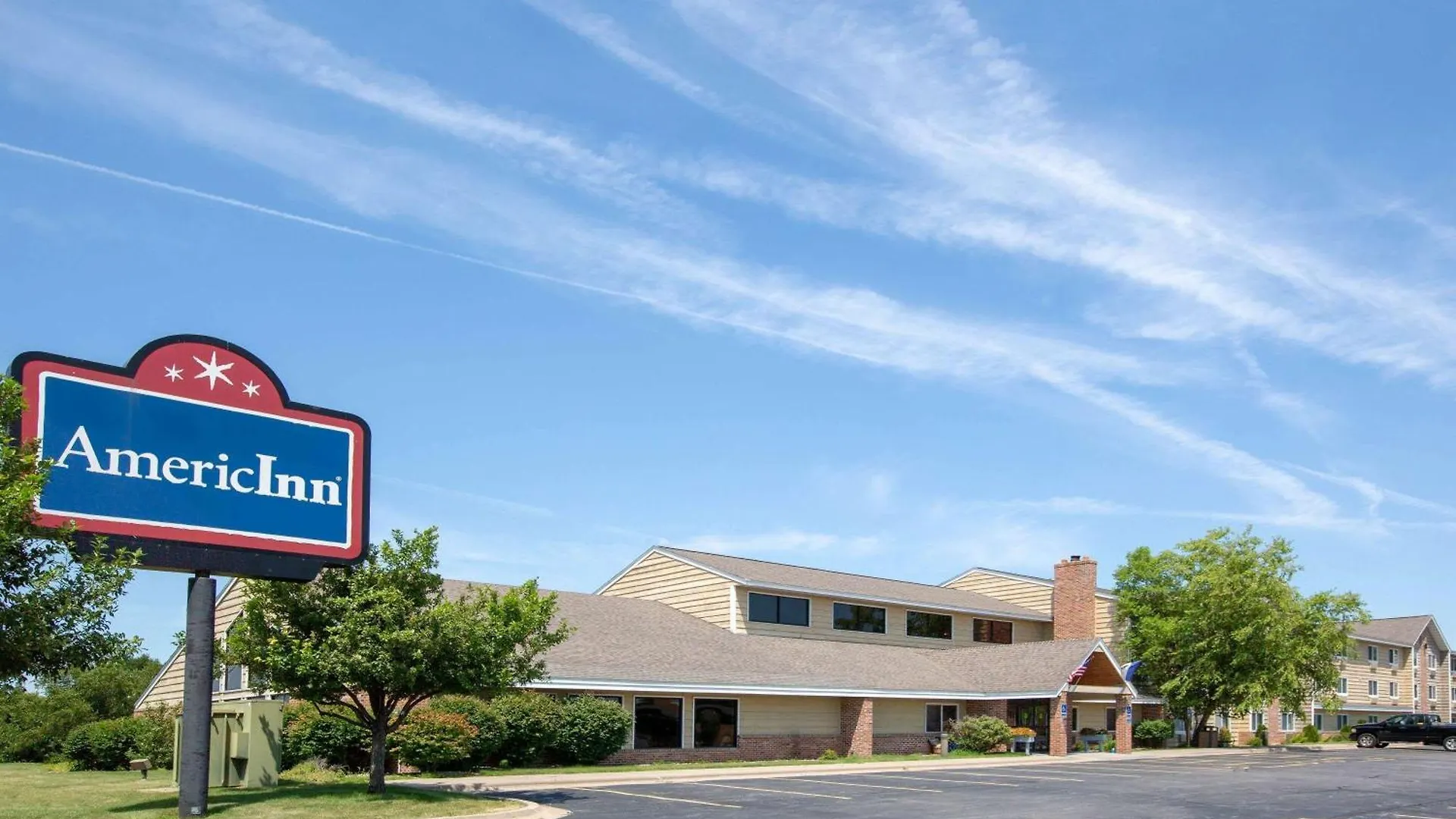 6 Top-Rated 3-Star Hotels Close to Iowa Children's Museum