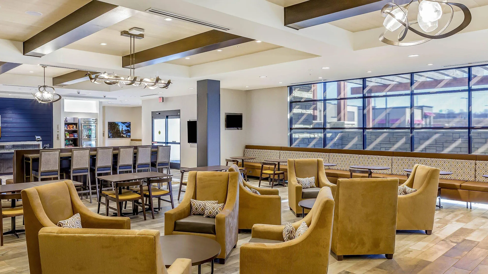 15 Business Hotels in Kansas Built for Work Travel